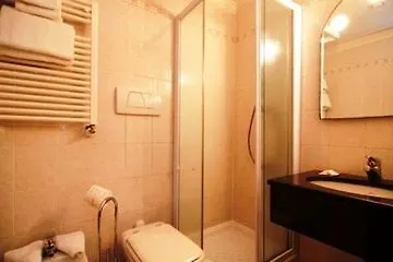 Szálloda Raeli Floridia 3*