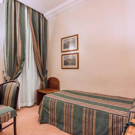 Hotel Raeli Floridia 3*