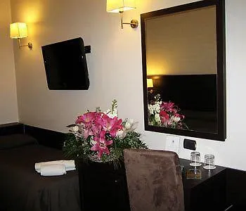 Hotel Raeli Floridia Rome