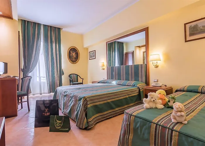 Raeli Floridia Szálloda 3*