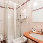 Raeli Floridia روما